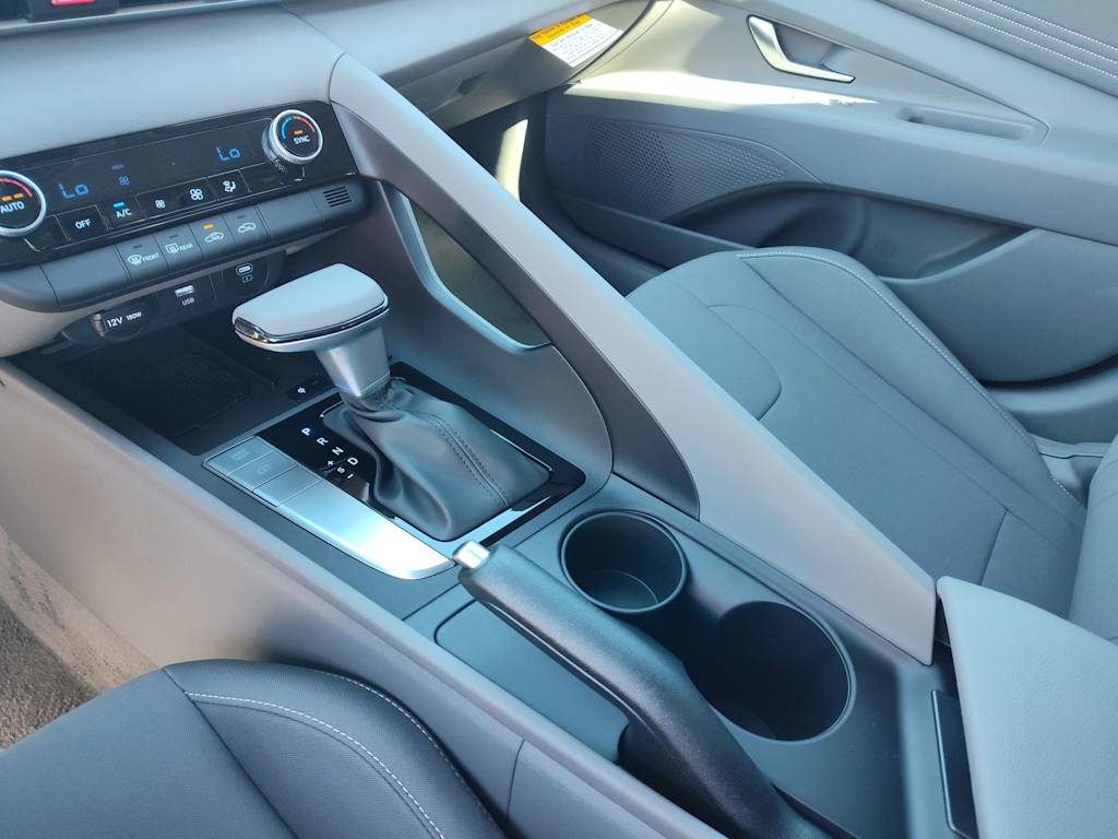 Thumbnail: 2025 Hyundai Elantra - 14