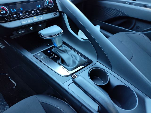 Thumbnail: 2026 Hyundai Elantra - 14