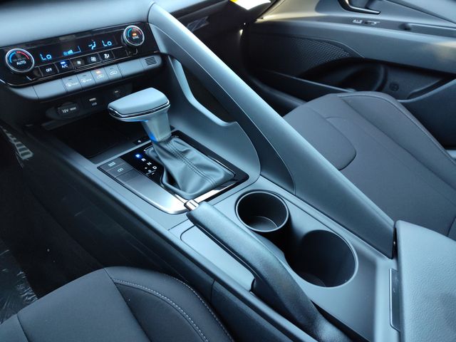 Thumbnail: 2026 Hyundai Elantra - 14