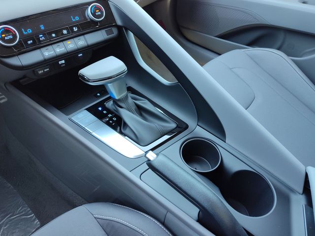 Thumbnail: 2026 Hyundai Elantra - 14