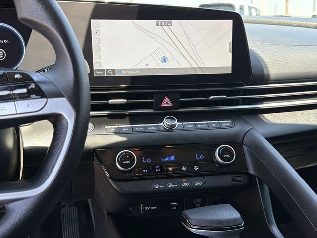 Thumbnail: 2024 Hyundai Elantra - 14