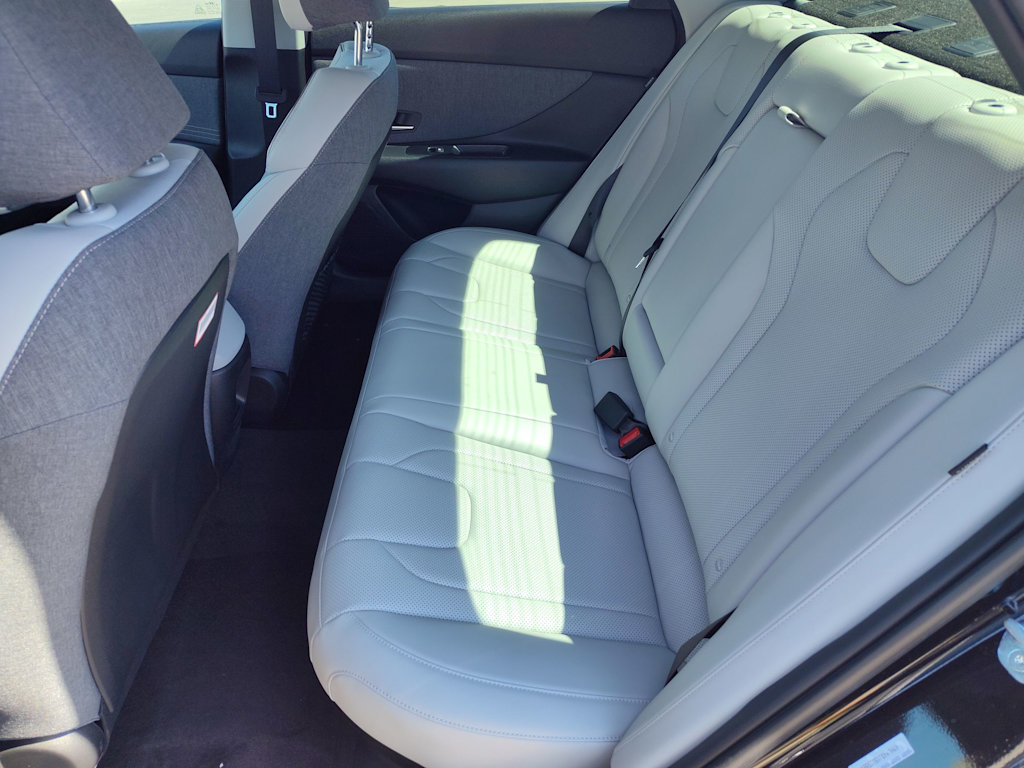 Thumbnail: 2025 Hyundai Elantra - 23