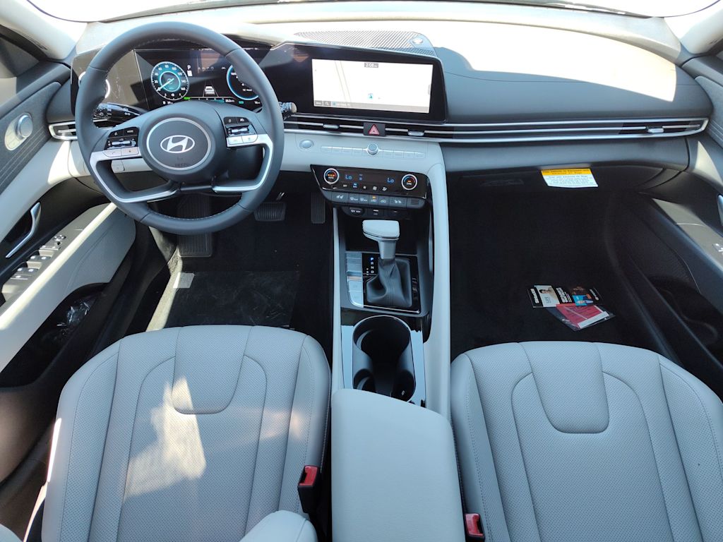 Thumbnail: 2025 Hyundai Elantra - 2