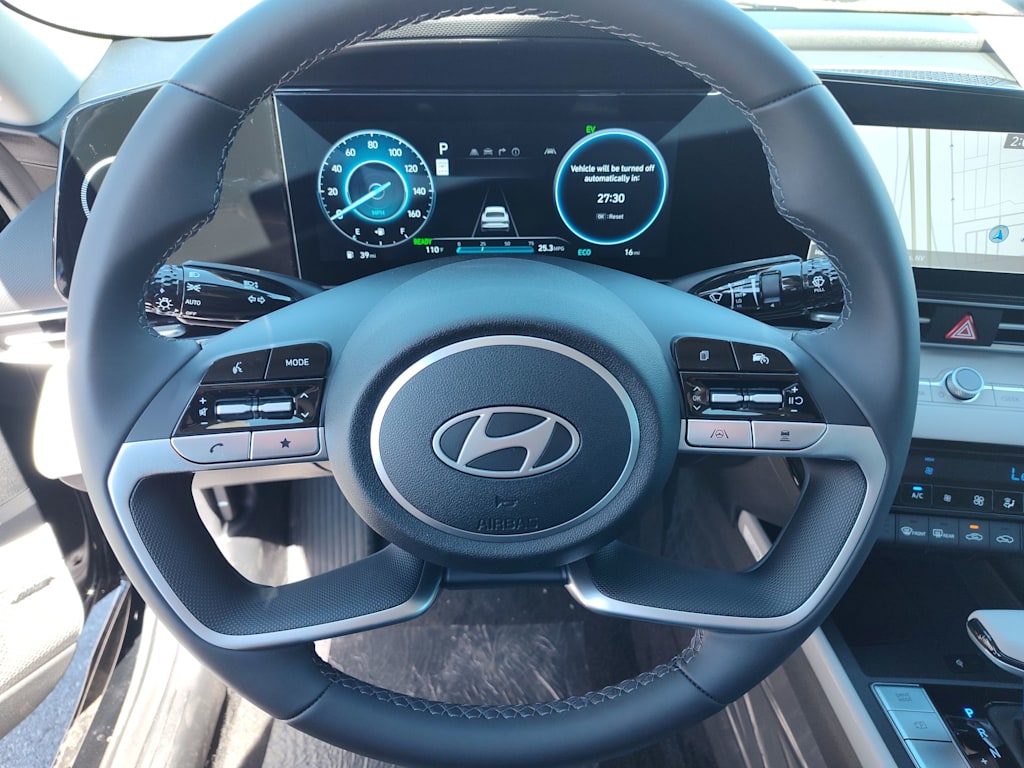 Thumbnail: 2025 Hyundai Elantra - 9