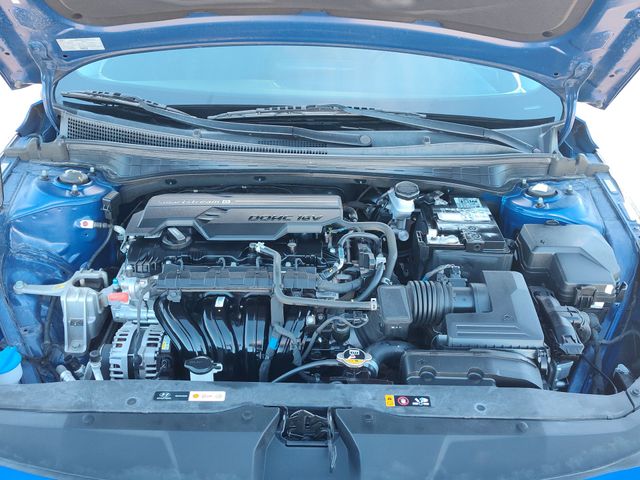 Thumbnail: 2022 Hyundai Elantra - 8