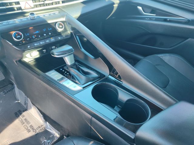 Thumbnail: 2022 Hyundai Elantra - 14