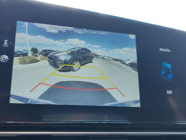 Thumbnail: 2025 Hyundai Elantra - 18