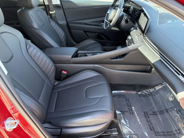 Thumbnail: 2025 Hyundai Elantra - 24