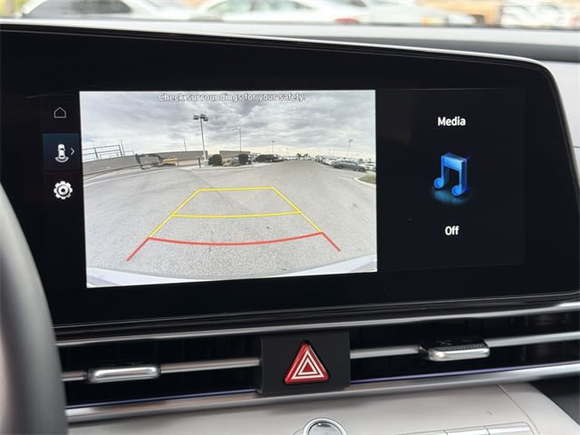 Thumbnail: 2025 Hyundai Elantra - 27