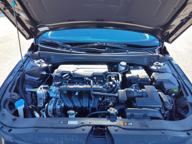 Thumbnail: 2026 Hyundai Elantra - 8