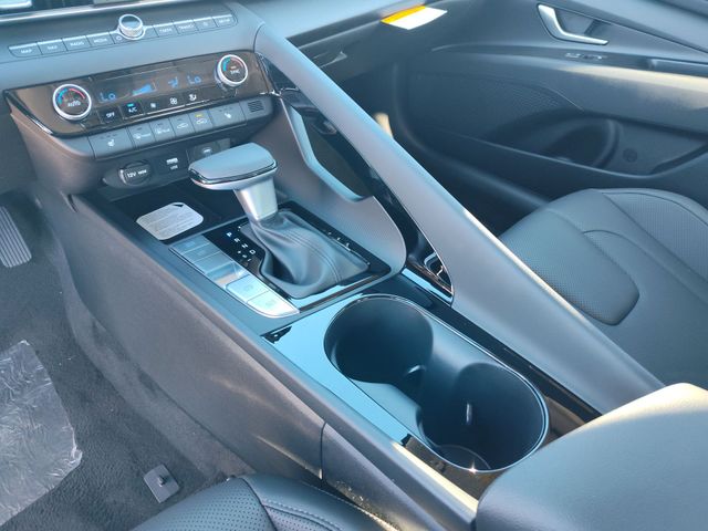 Thumbnail: 2026 Hyundai Elantra - 14