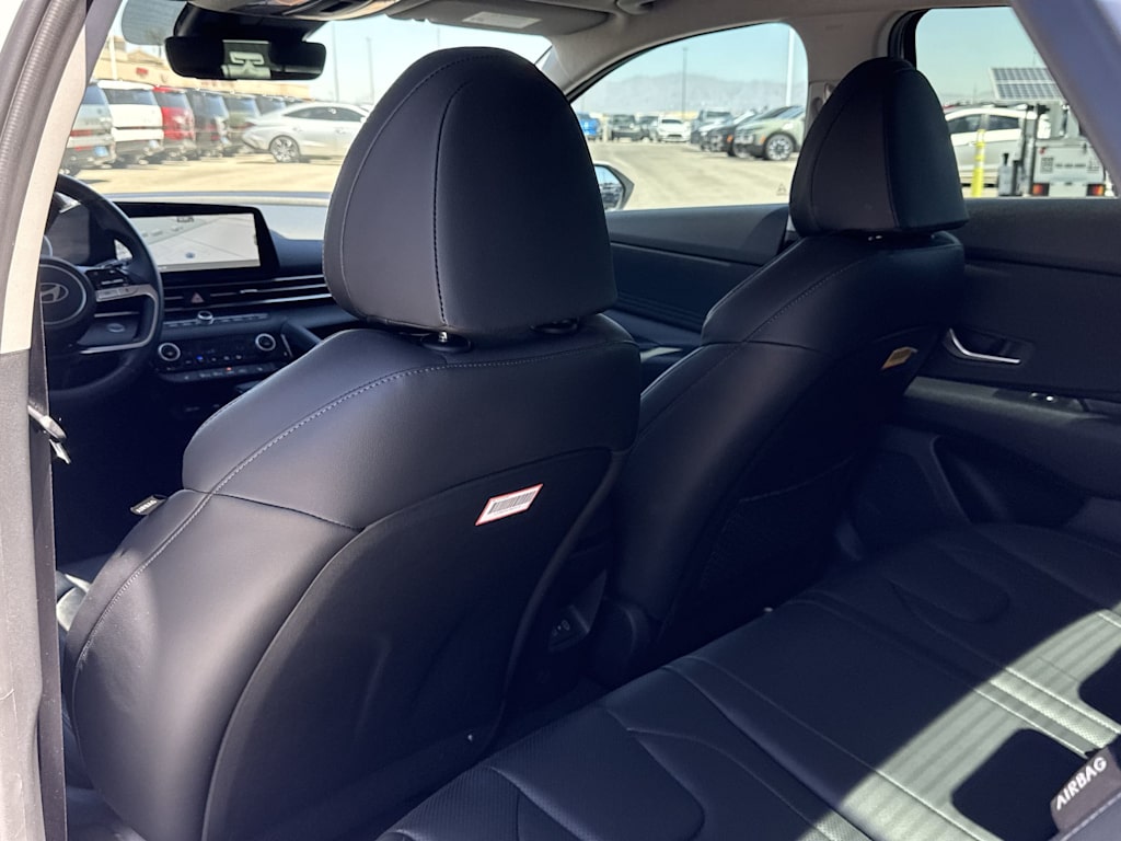 Thumbnail: 2025 Hyundai Elantra - 10