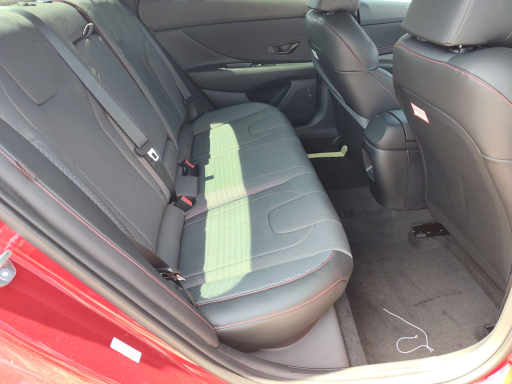 Thumbnail: 2025 Hyundai Elantra - 23