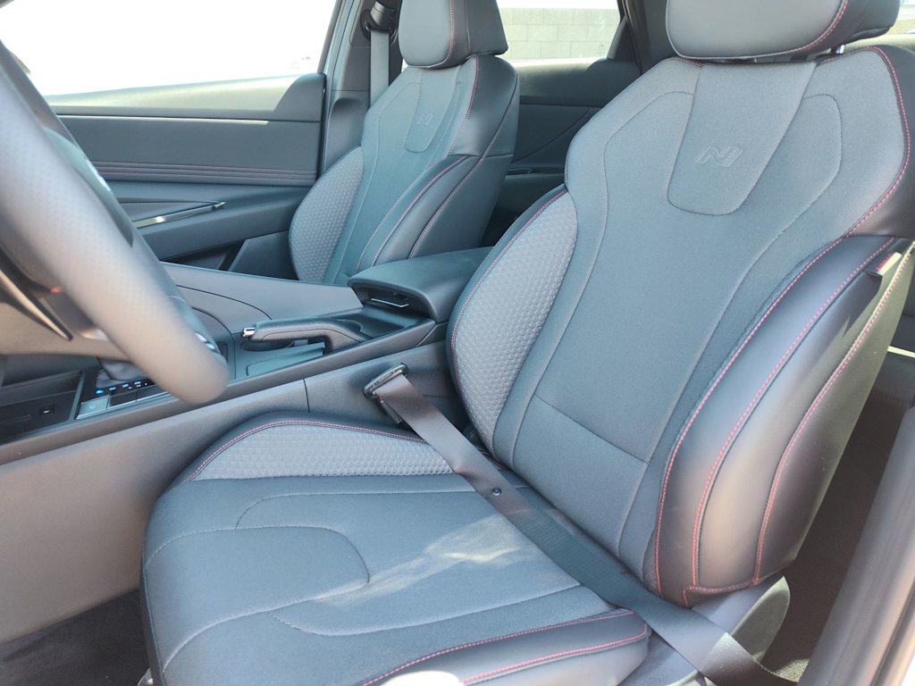 Thumbnail: 2025 Hyundai Elantra - 11