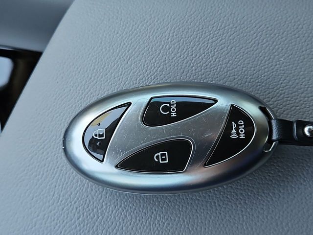 Thumbnail: 2024 Hyundai Elantra - 17
