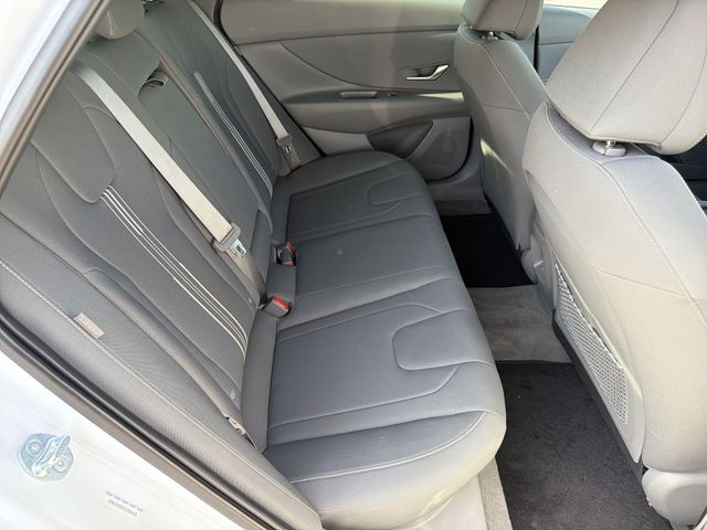 Thumbnail: 2025 Hyundai Elantra - 24