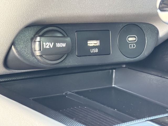 Thumbnail: 2025 Hyundai Elantra - 28