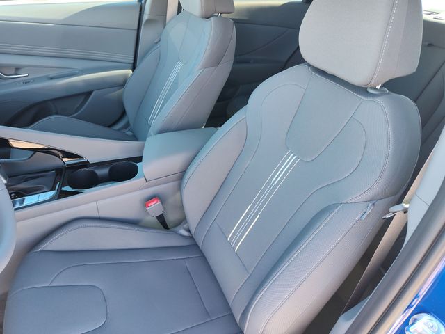 Thumbnail: 2026 Hyundai Elantra - 11