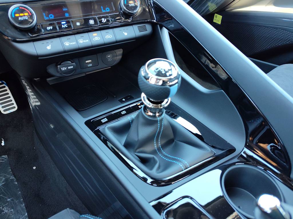 Thumbnail: 2025 Hyundai Elantra - 14