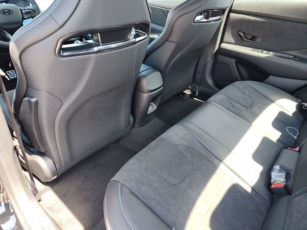 Thumbnail: 2025 Hyundai Elantra - 11