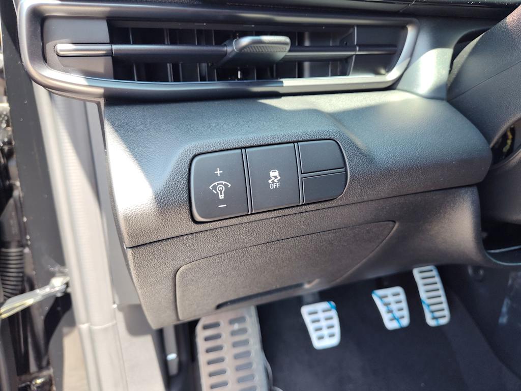 Thumbnail: 2025 Hyundai Elantra - 20