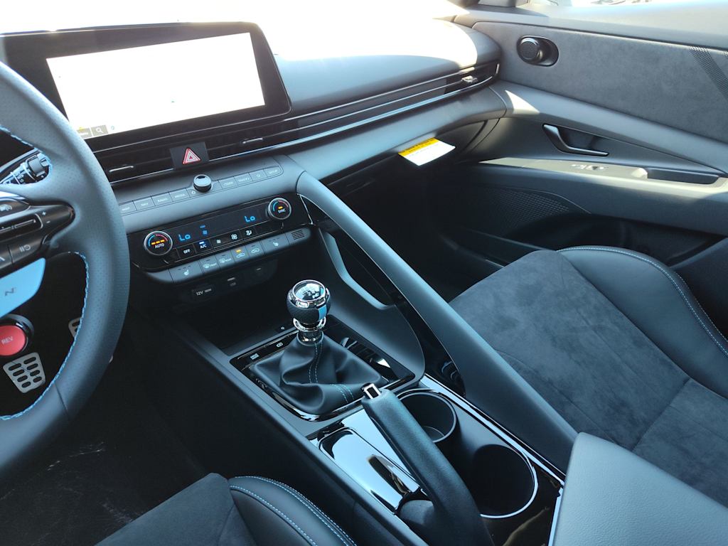 Thumbnail: 2025 Hyundai Elantra - 27