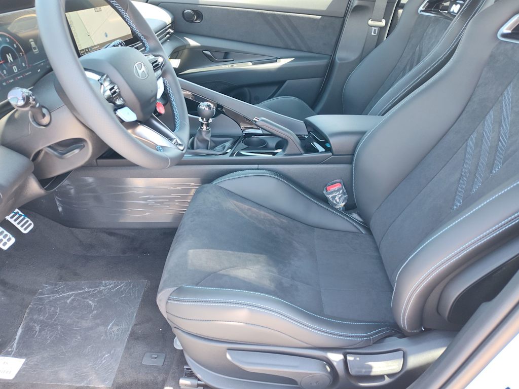 Thumbnail: 2025 Hyundai Elantra - 10