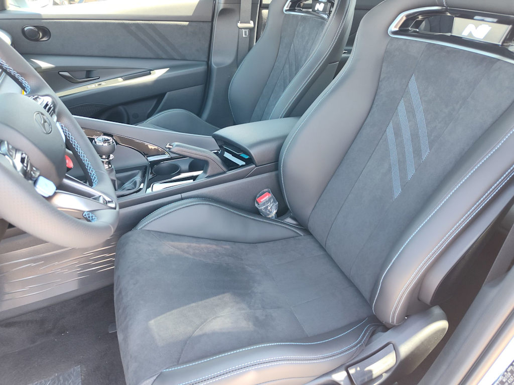 Thumbnail: 2025 Hyundai Elantra - 11