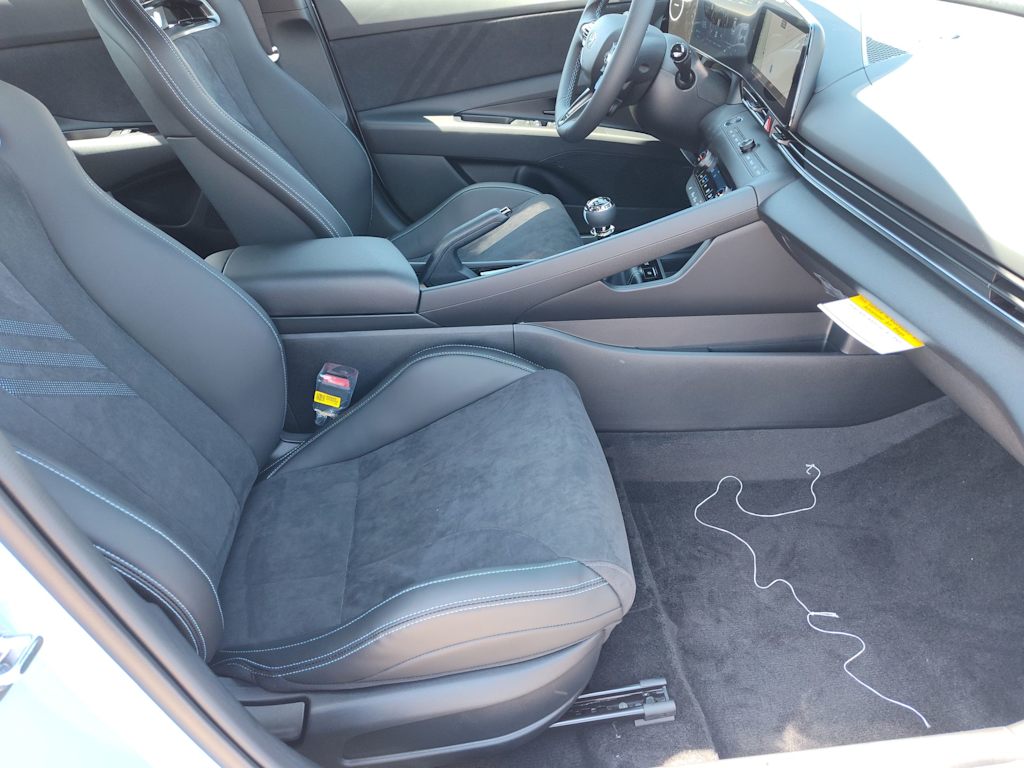 Thumbnail: 2025 Hyundai Elantra - 24