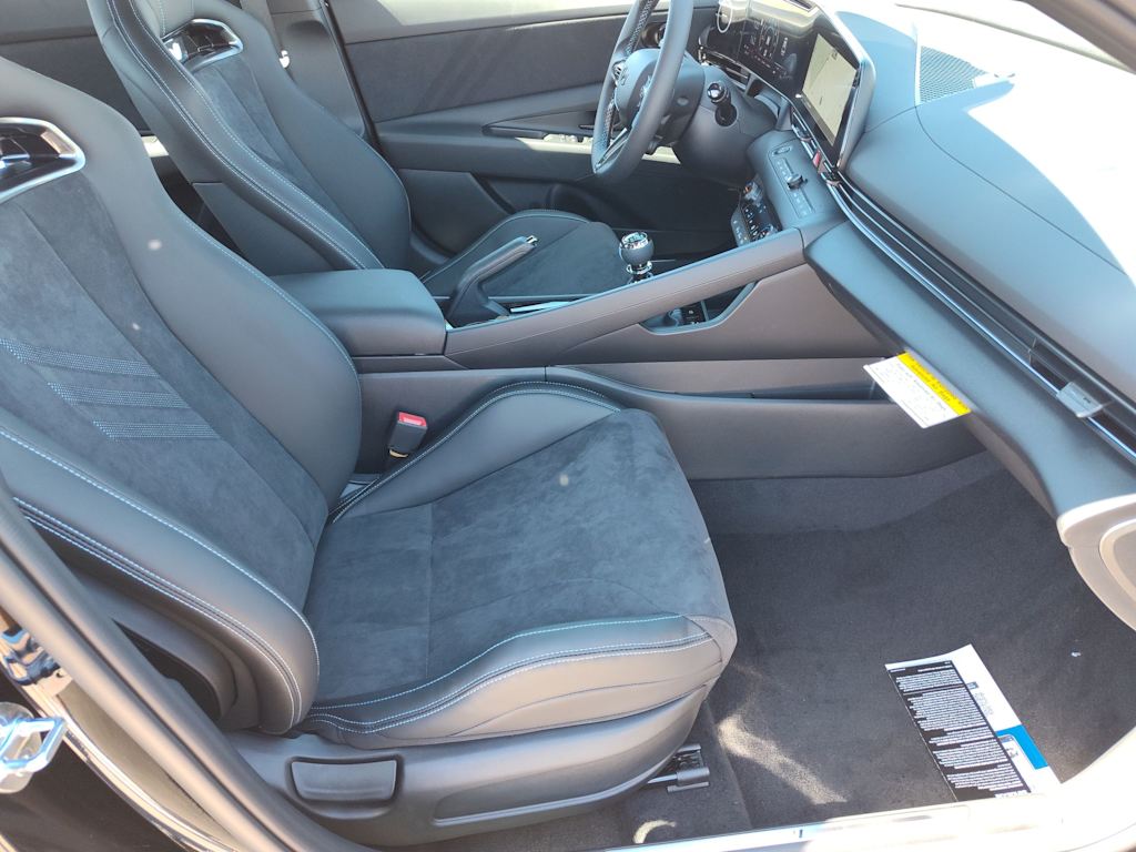 Thumbnail: 2025 Hyundai Elantra - 23