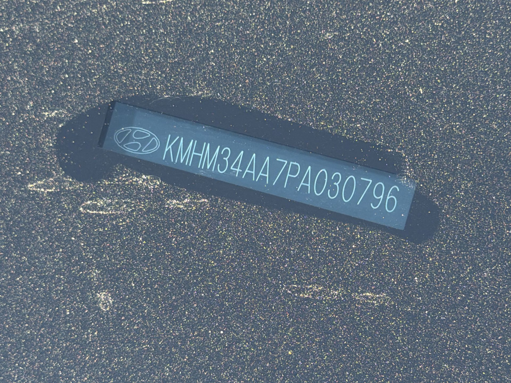 Thumbnail: 2023 Hyundai Ioniq 6 - 12