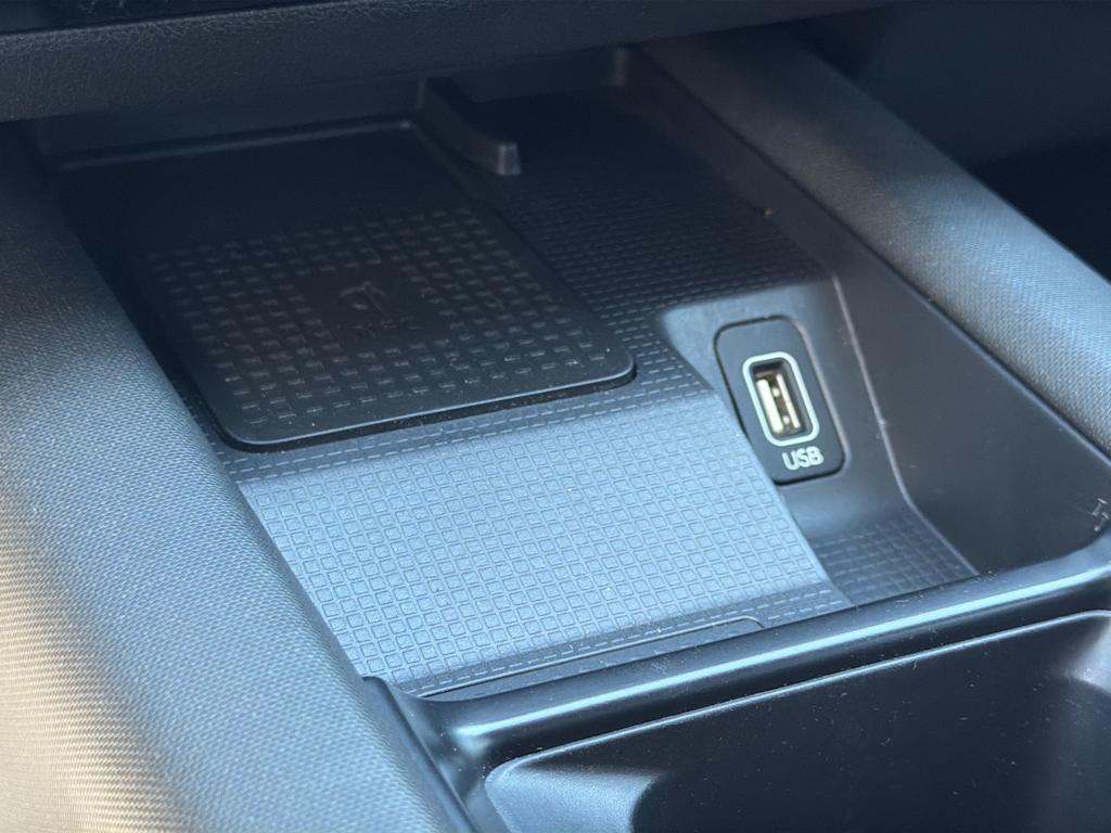 Thumbnail: 2023 Hyundai Ioniq 6 - 25