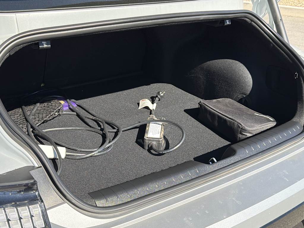 Thumbnail: 2023 Hyundai Ioniq 6 - 6