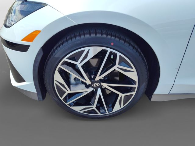 Thumbnail: 2023 Hyundai Ioniq 6 - 6