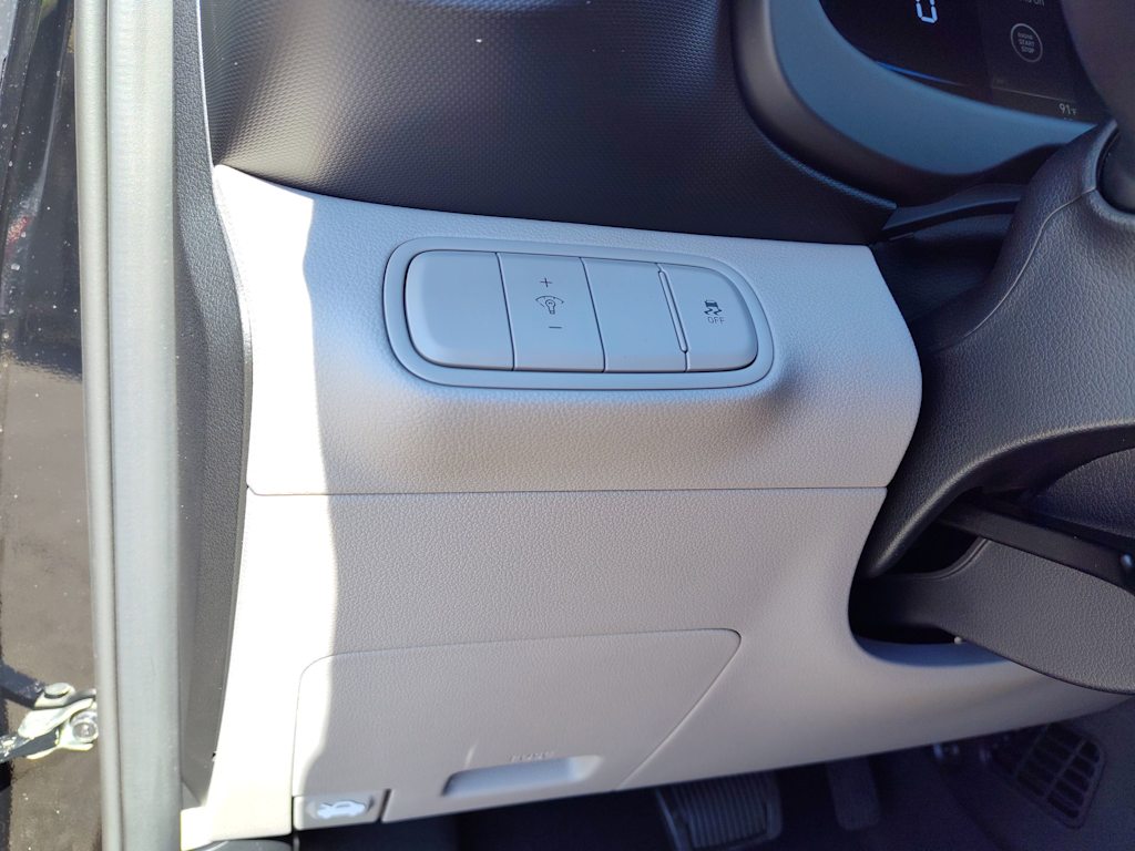 Thumbnail: 2026 Hyundai Venue - 7