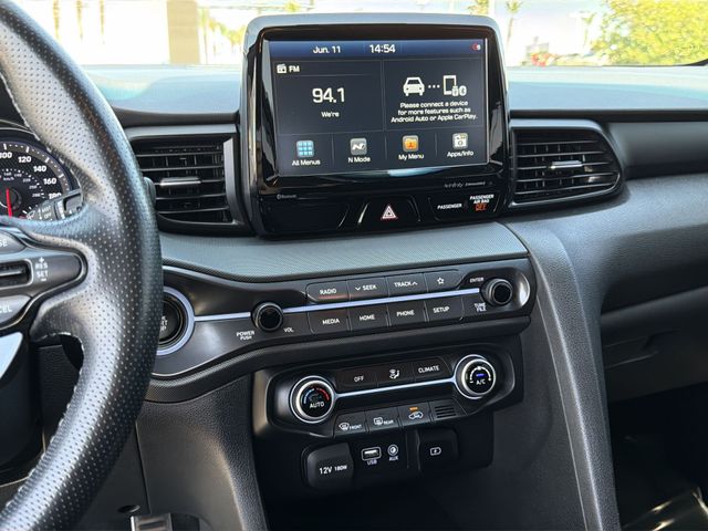 Thumbnail: 2020 Hyundai Veloster - 13