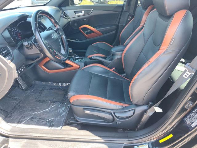 Thumbnail: 2016 Hyundai Veloster - 11