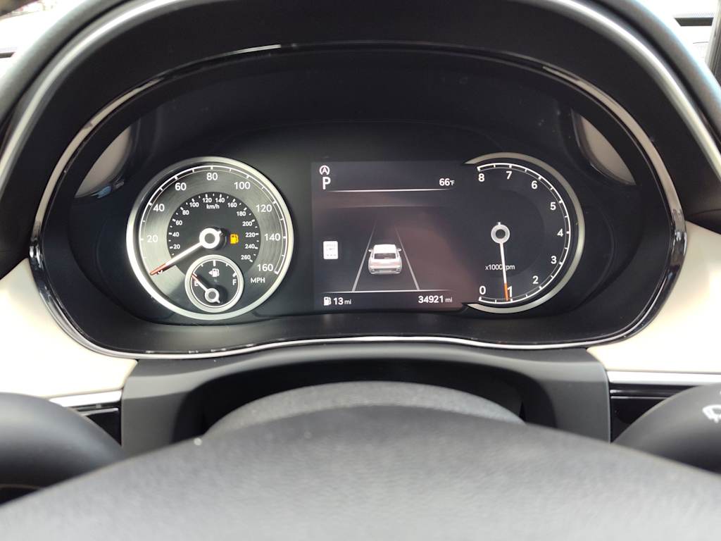 Thumbnail: 2023 Genesis GV70 - 13