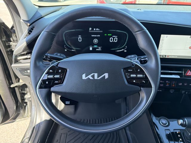 Thumbnail: 2023 Kia Niro - 9