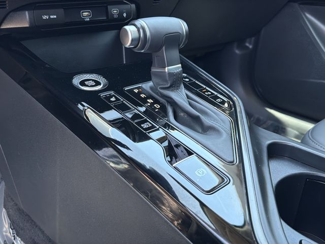 Thumbnail: 2023 Kia Niro - 14