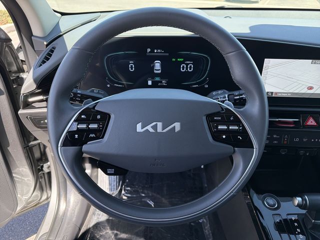 Thumbnail: 2024 Kia Niro - 9