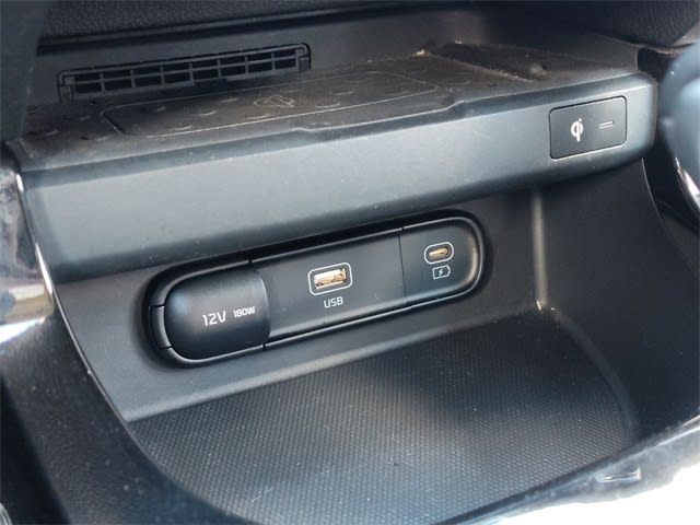 Thumbnail: 2024 Kia Seltos - 29