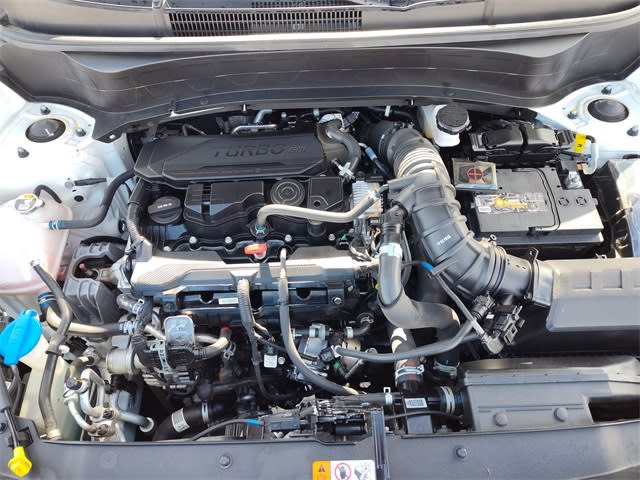 Thumbnail: 2024 Kia Seltos - 9