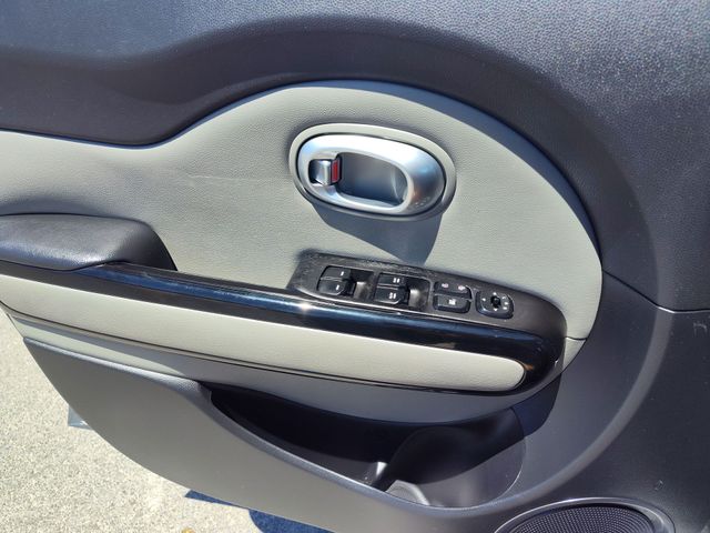 Thumbnail: 2015 Kia Soul - 23