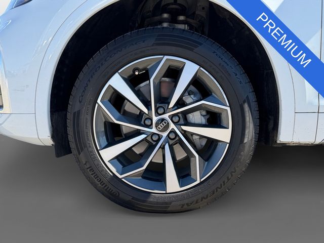 Thumbnail: 2023 Audi Q5 - 7