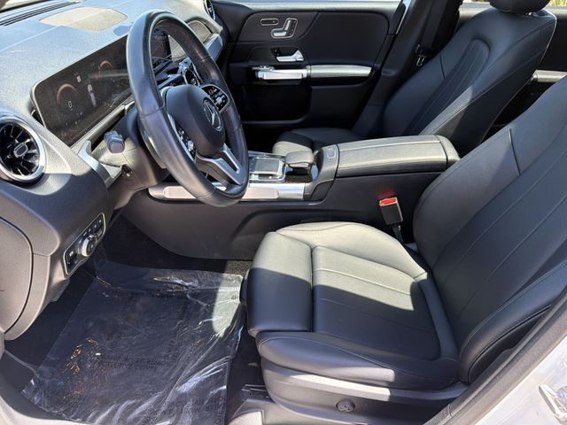 Thumbnail: 2020 Mercedes-Benz GLB - 10