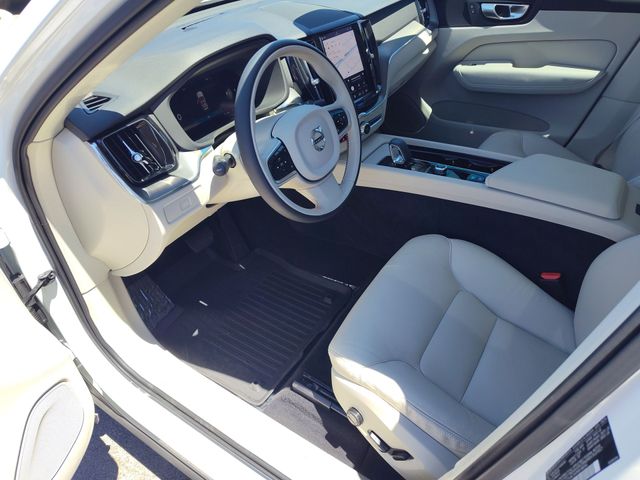 Thumbnail: 2025 Volvo XC60 - 5