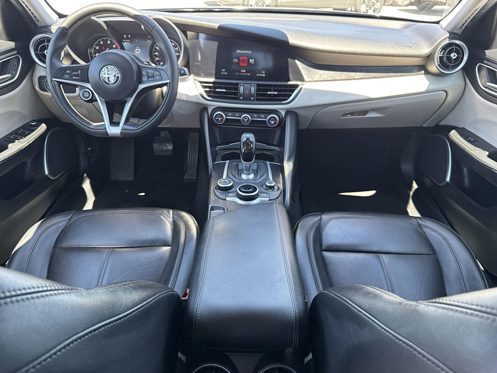 Thumbnail: 2019 Alfa Romeo Giulia - 2