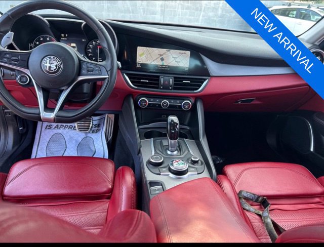 Thumbnail: 2019 Alfa Romeo Giulia - 2