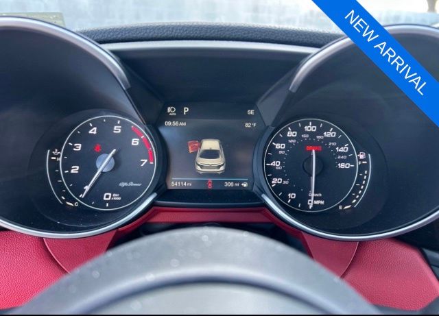 Thumbnail: 2019 Alfa Romeo Giulia - 10